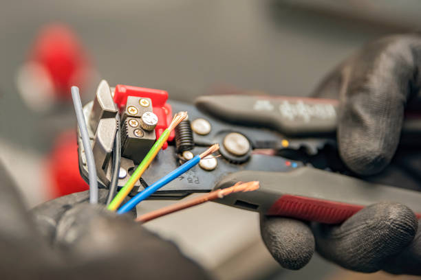 Best Electrician Near Me  in North Kansas City, MO